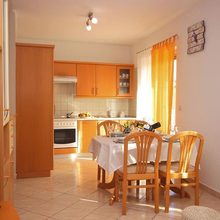 Apartment Ely Rabac Exterior foto